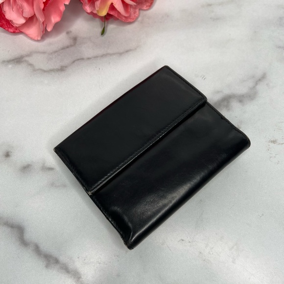 Vintage GUCCI Small Flap Bifold Wallet - Picture 2 of 14